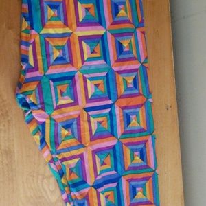 Fun pattern!! TC leggings